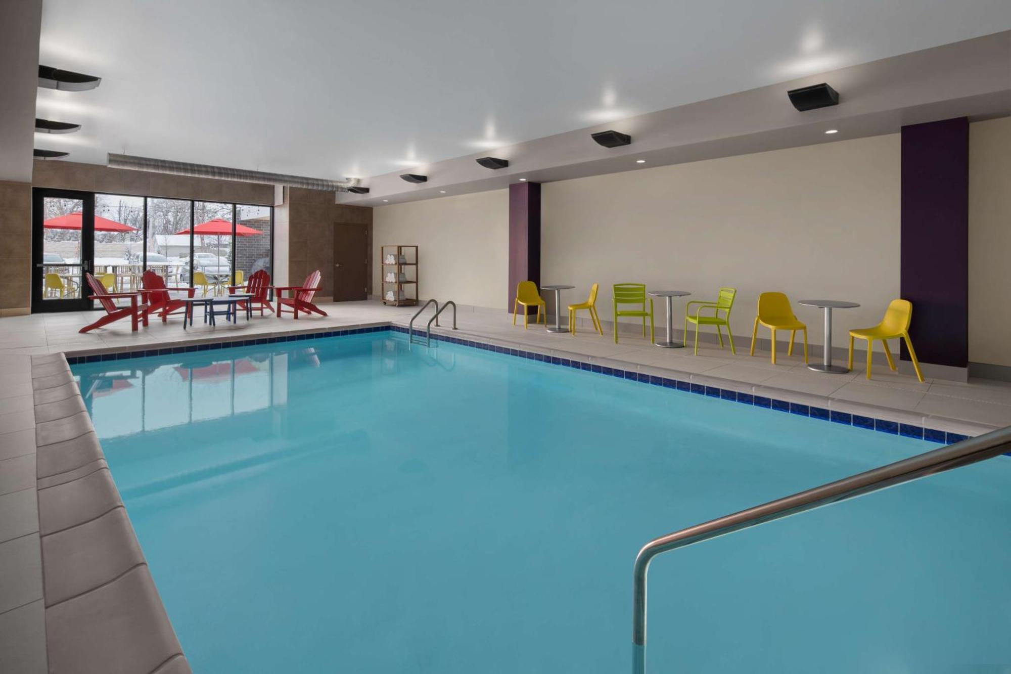 Home2 Suites By Hilton Des Moines At Drake University Ngoại thất bức ảnh