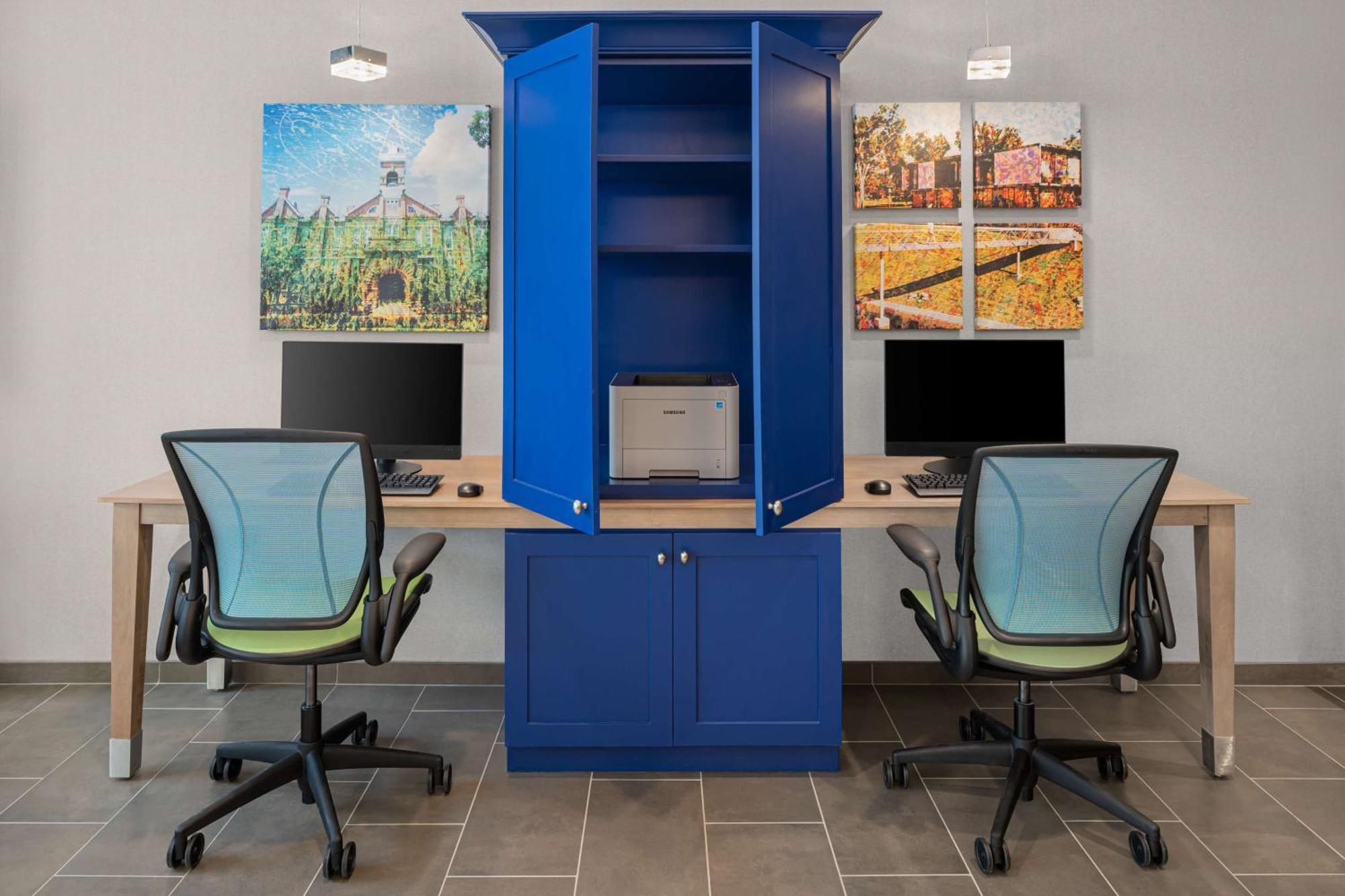 Home2 Suites By Hilton Des Moines At Drake University Ngoại thất bức ảnh