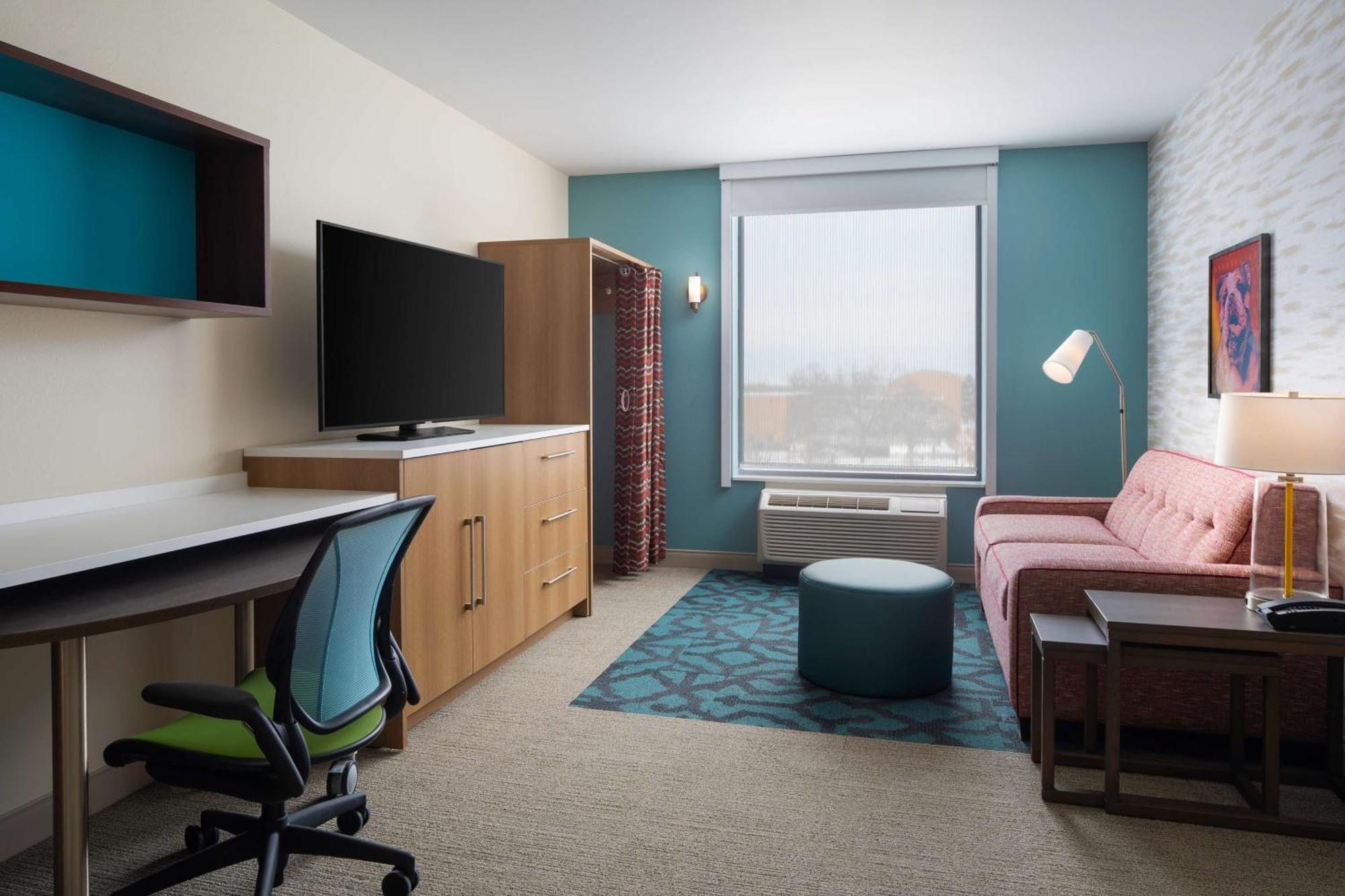 Home2 Suites By Hilton Des Moines At Drake University Ngoại thất bức ảnh