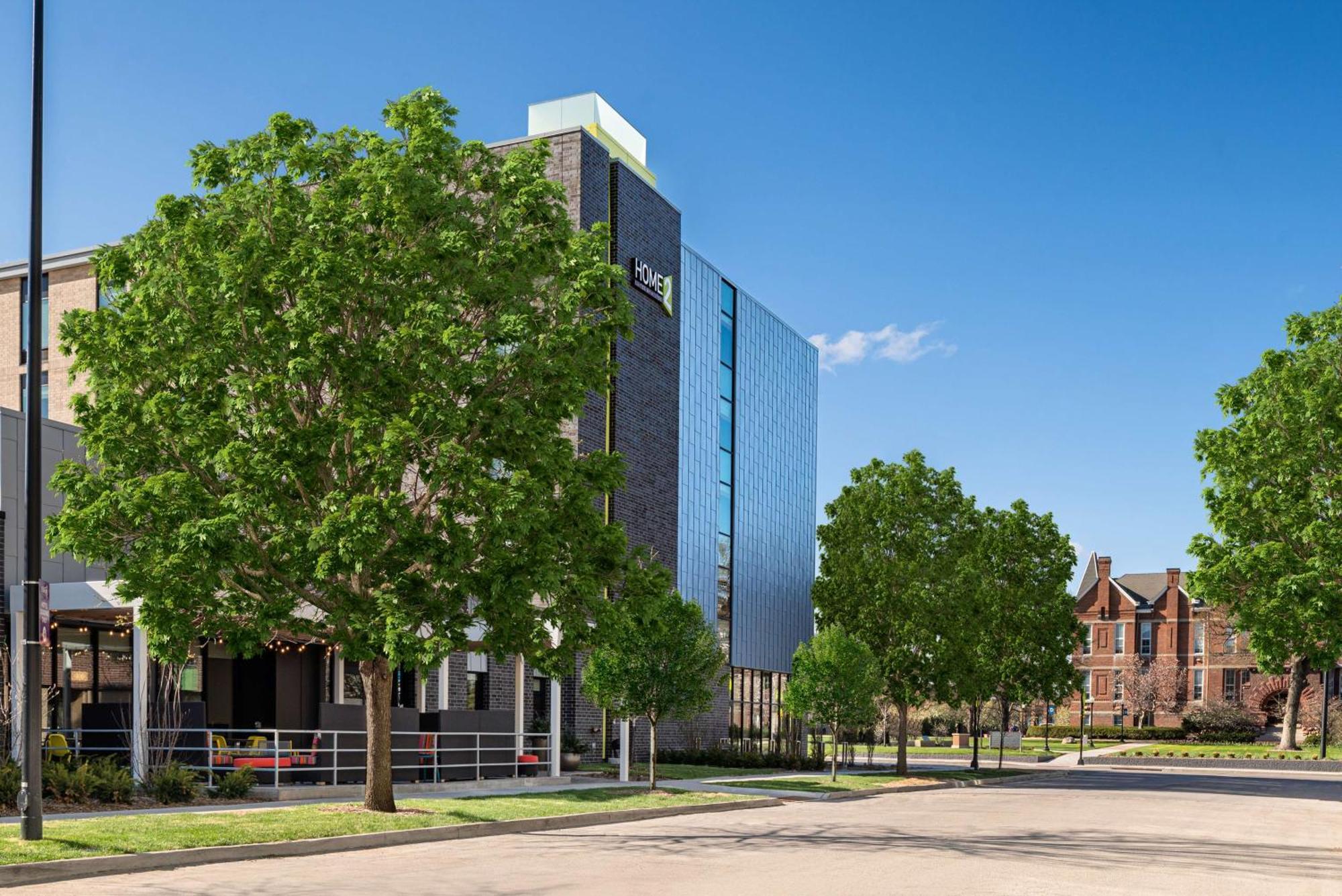 Home2 Suites By Hilton Des Moines At Drake University Ngoại thất bức ảnh